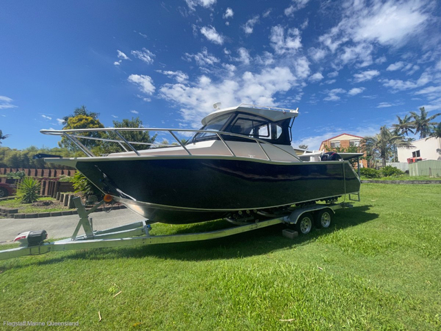 مبيعات المصنع 7.5M Profisher قارب صيد من الألومنيوم بمقصورة مغلقة بالكامل للمياه المالحة