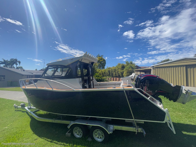 25ft 7.5m V بدن كامل ملحوم محرك خارجي كادي المقصورة قوارب الصيد الألومنيوم